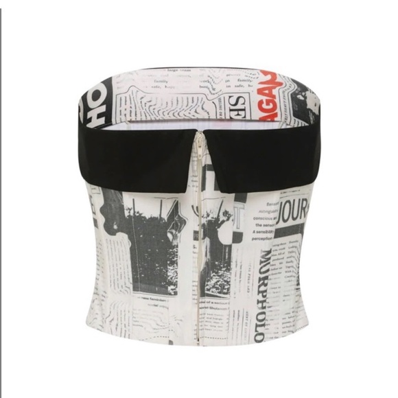 Carla Corset | Read All About It - Picture 4 of 6